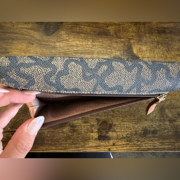 TOUS Wallet - Picture 5 of 9